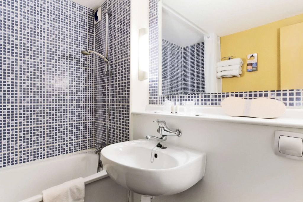 Hotel Kyriad Mulhouse Est - Lutterbach - Chambres