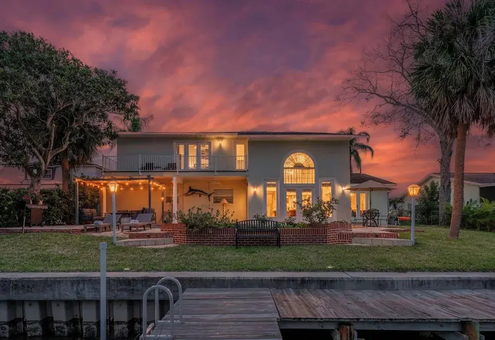 Cocoon Island Villa Luxury 5 BDR Waterfront Home