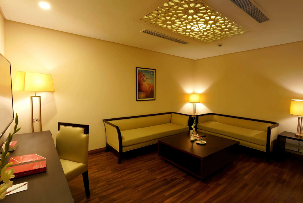 Lobby & Reception