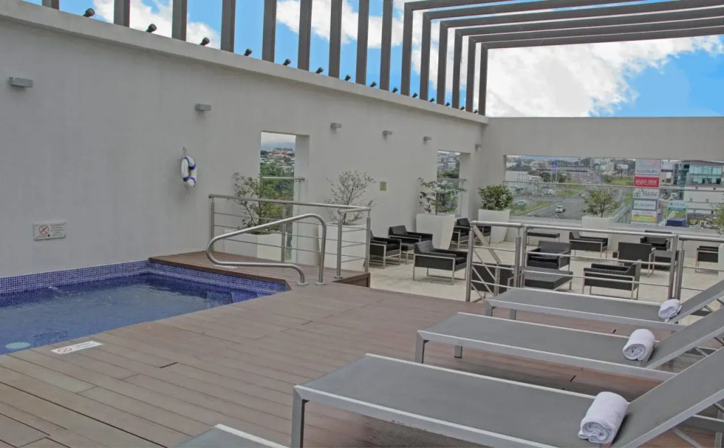 Holiday Inn San Jose Escazu - 3