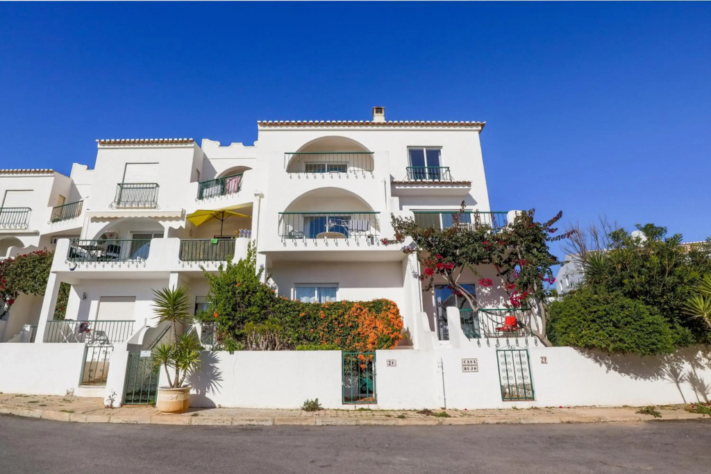 Casa Rujo - Waterside Village House