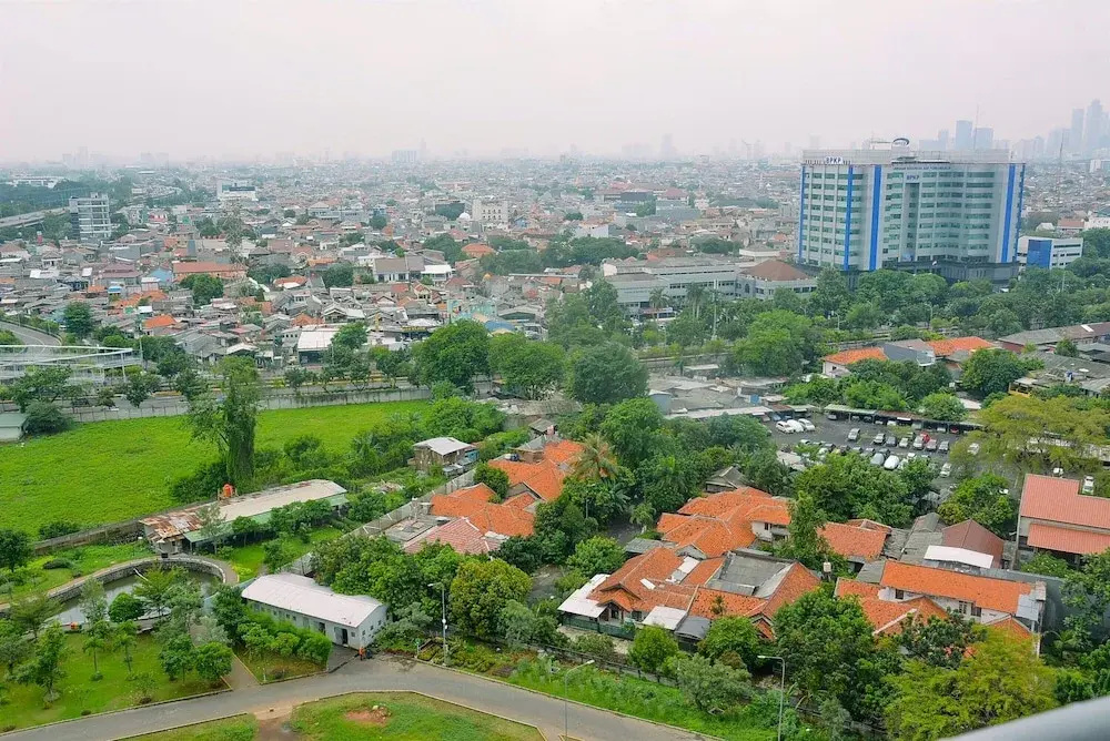 Trendy 2BR Green Pramuka Apartment