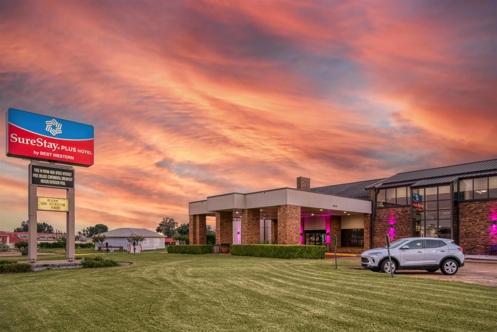 SureStay Plus Hotel by Best Western Greenwood