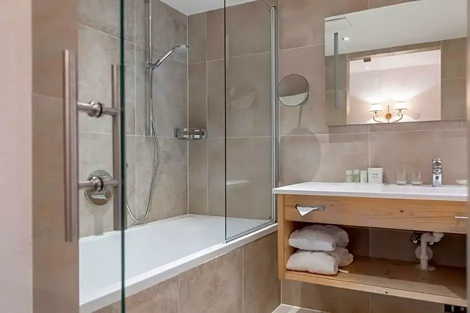 Hotel Bellevue by null