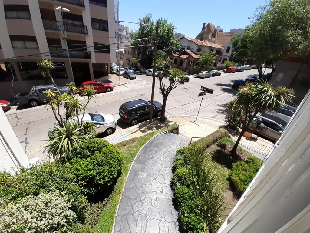 MARyMAR alquiler DEPARTAMENTO vacacional a 2 cuadras del mar para 2 personas en La Perla en Mar del Plata