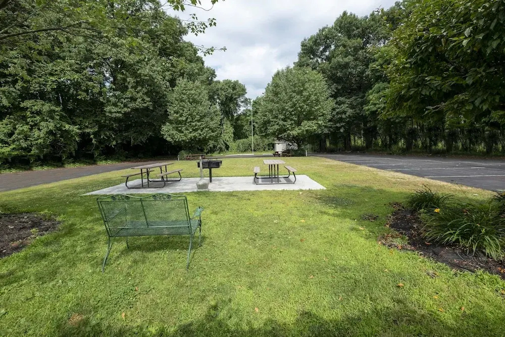 Inn At Clifton Park