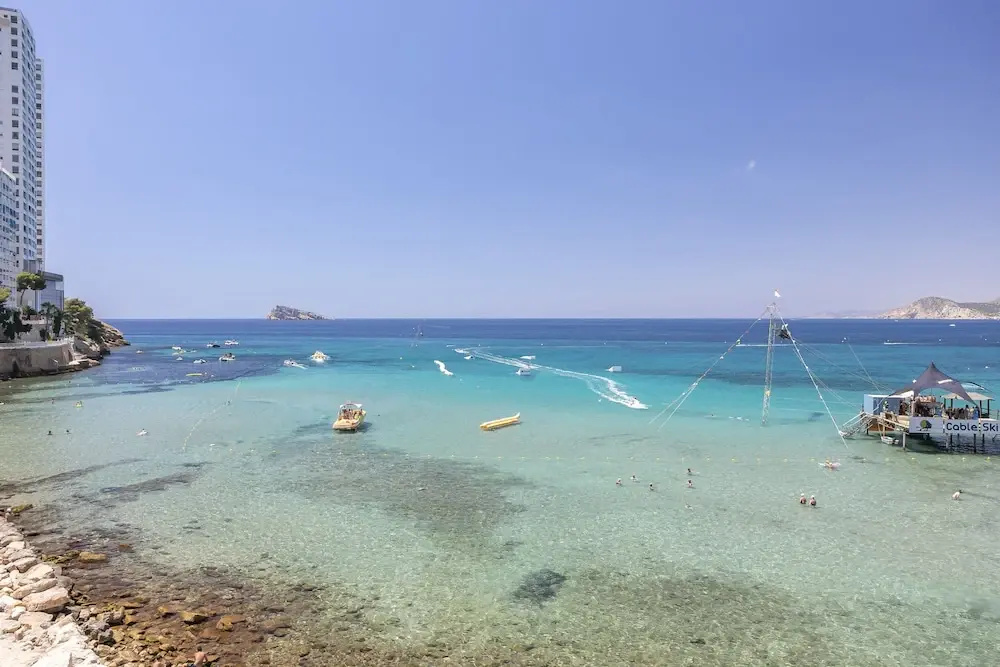 Beach & Waterfront