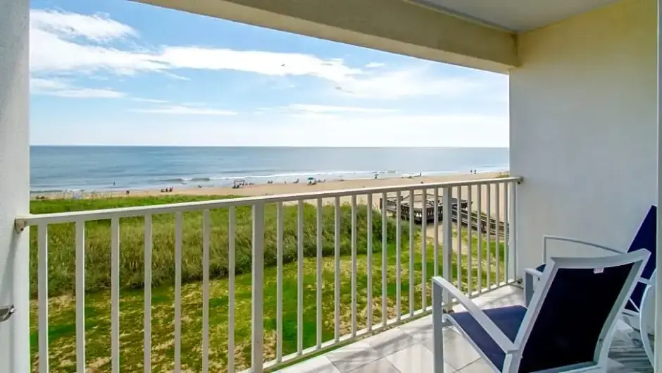 Standard Quadruple room with view