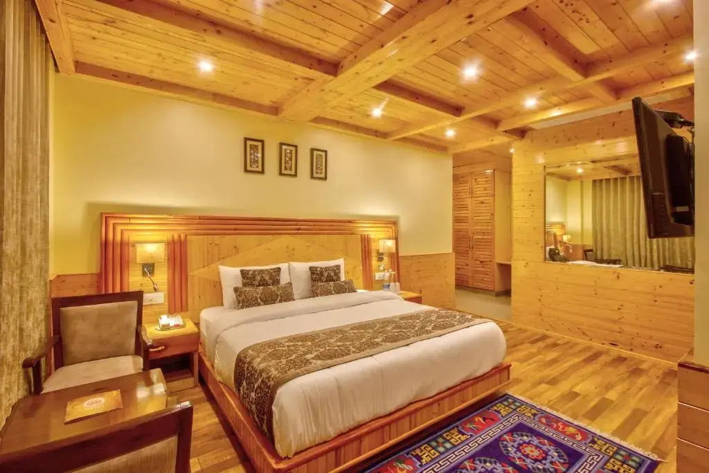 Standard Double room (full double bed)