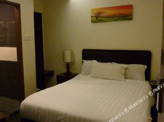 Dm Hotel