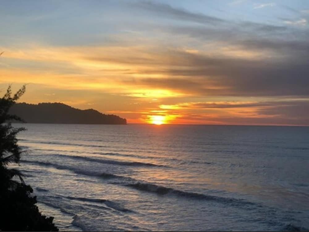 Borneo Beach Villas