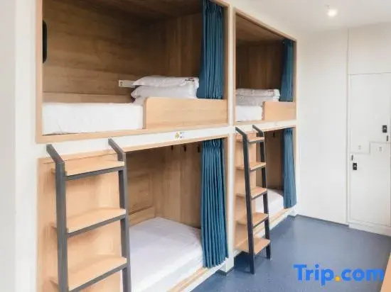 Bed in Dorm (male dorm)