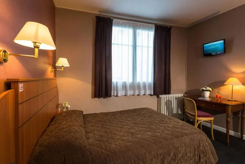 Economy Double room (full double bed)