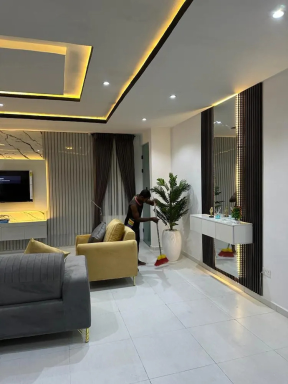 Luxury 2 bed Service Apartment at Ikate