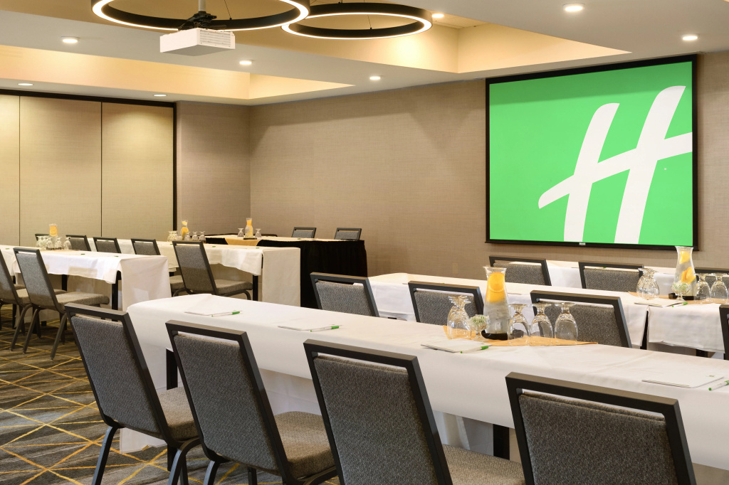 Holiday Inn & Suites Oakland Airport by IHG - Général