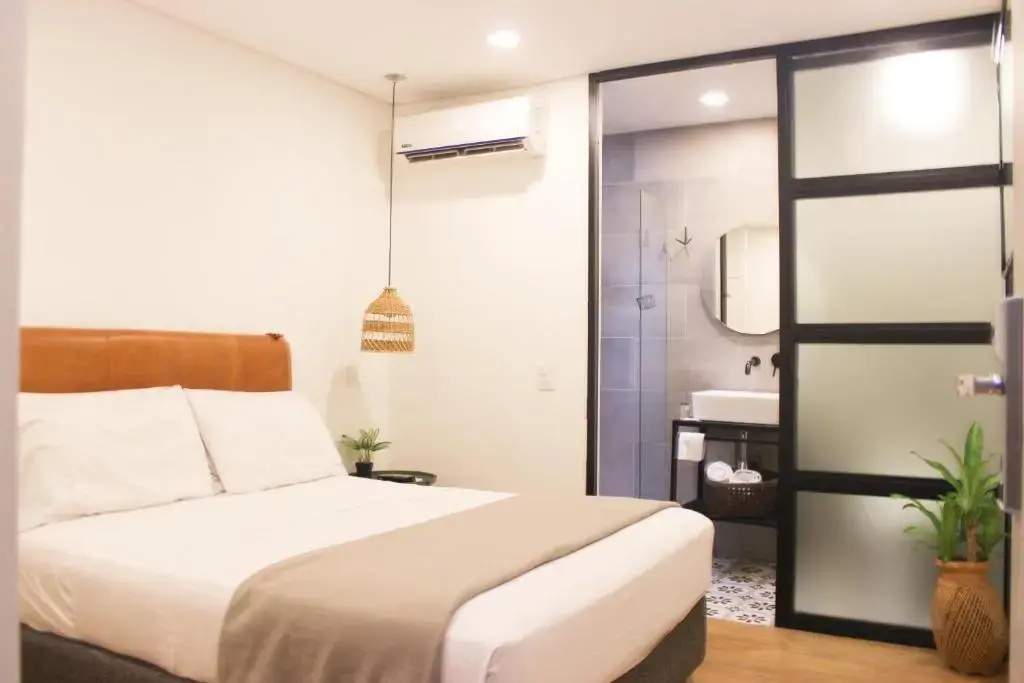 Economy room