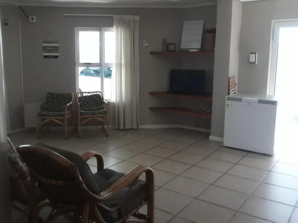 Tolbos Backpackers — 3