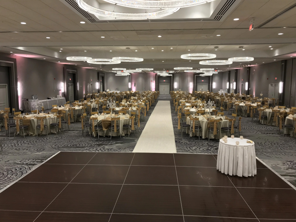 Holiday Inn Chicago Nw Crystal Lk Conv Ctr by IHG - Général