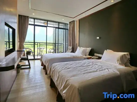 Deluxe Double room with river view (twin beds)