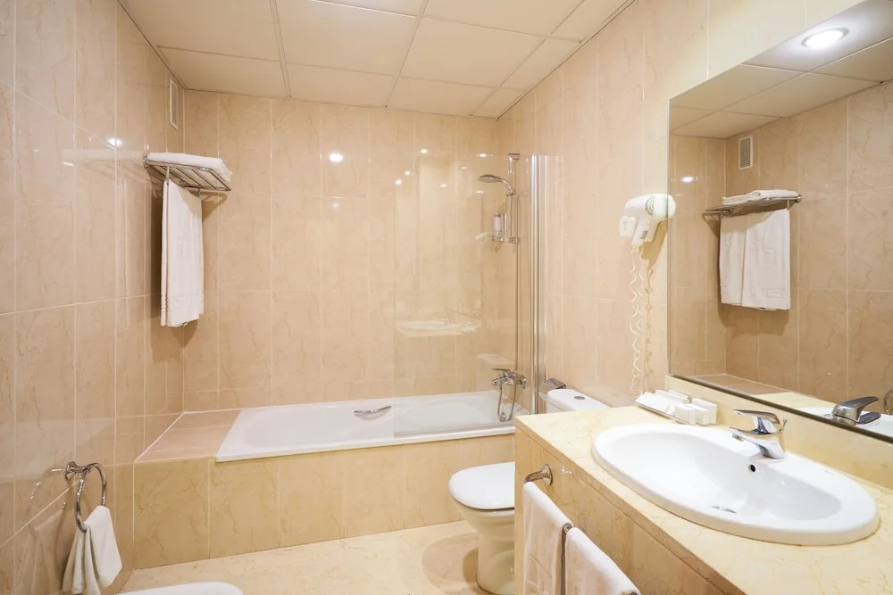 Hotel Guadalmedina - Chambres