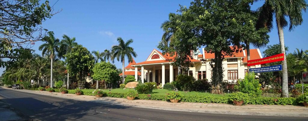 Golden Coast Resort & Spa