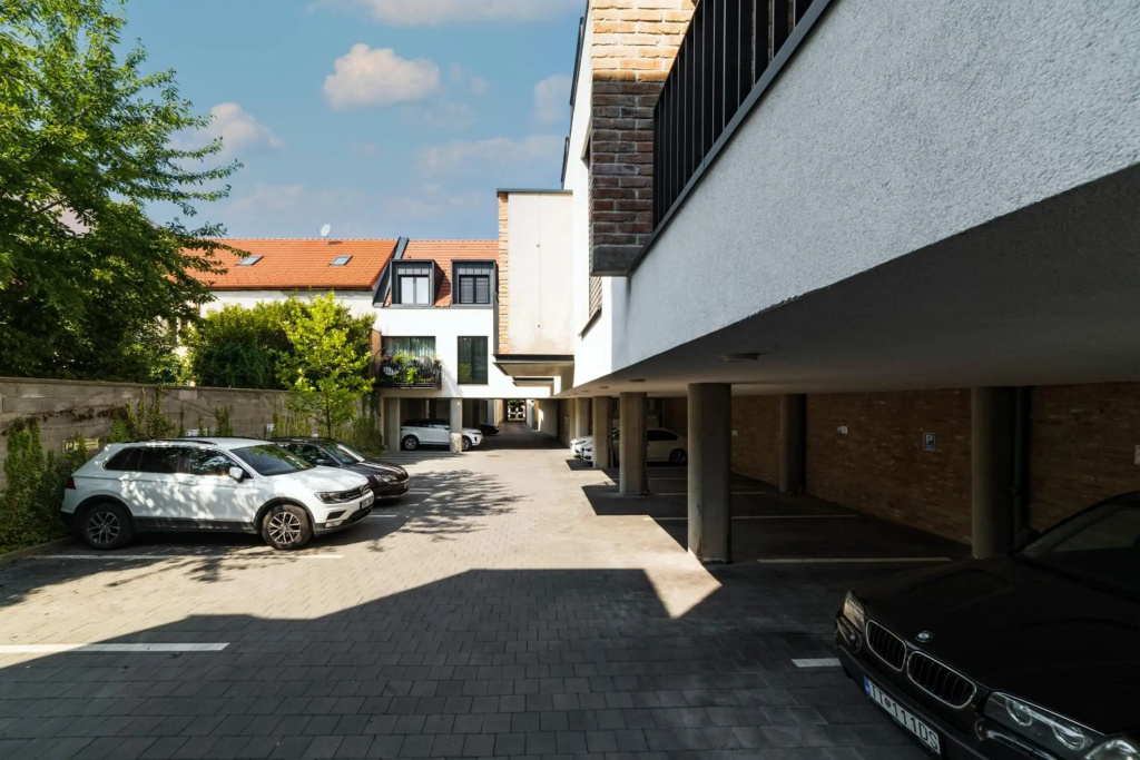 White Innk city center apartment