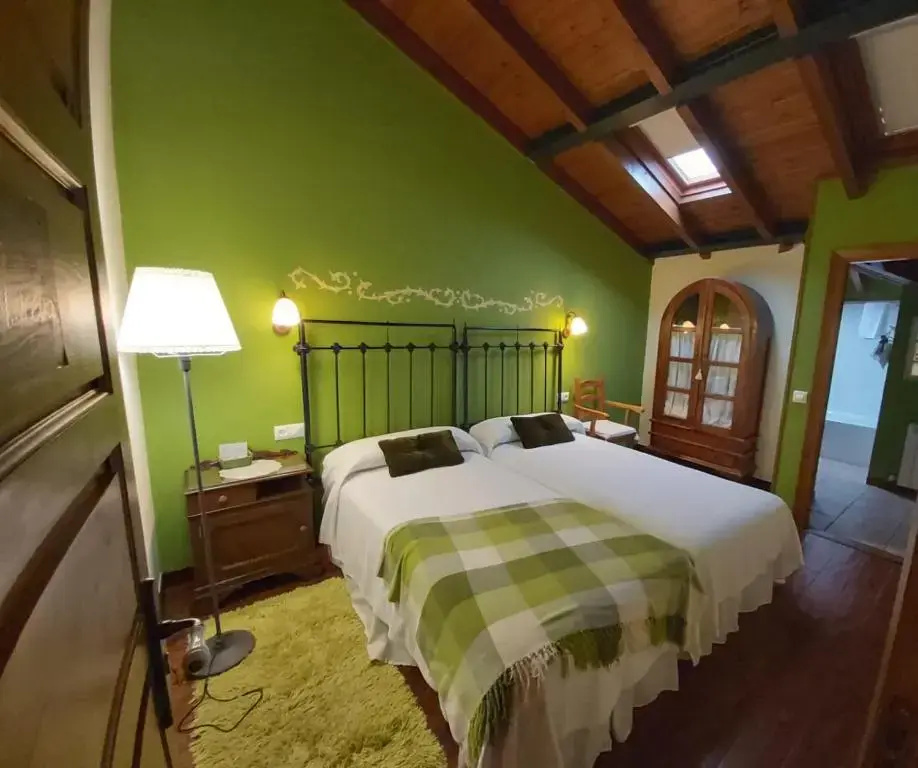 Standard Double room (twin beds)