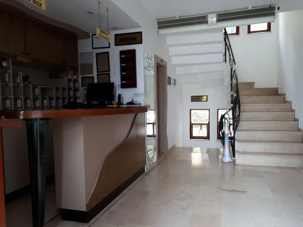 Hotel photo 12