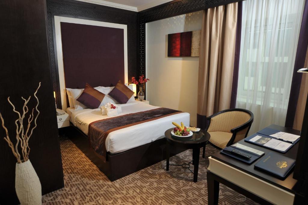Carlton Tower Hotel