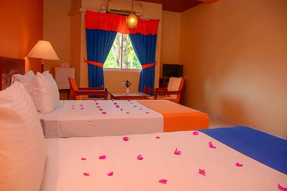 Ratnaloka Tour Inn - Chambres