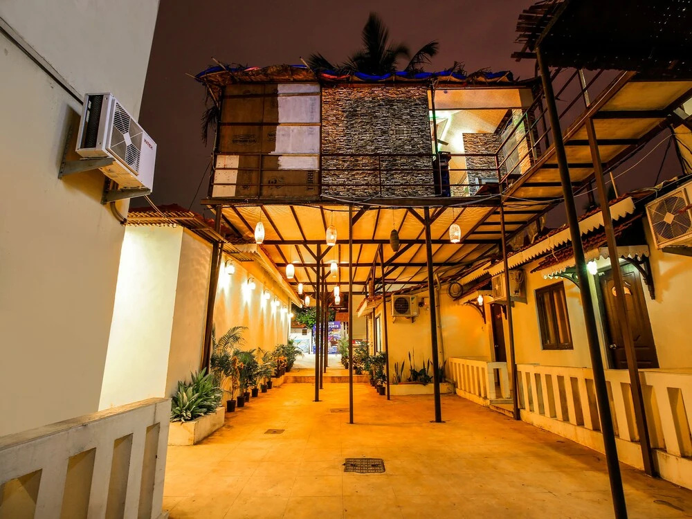 OYO 18394 Hotel Victoria