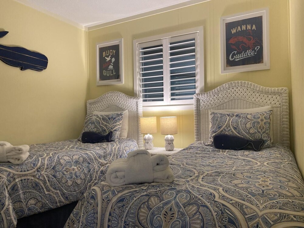Admiral's Row — 5
