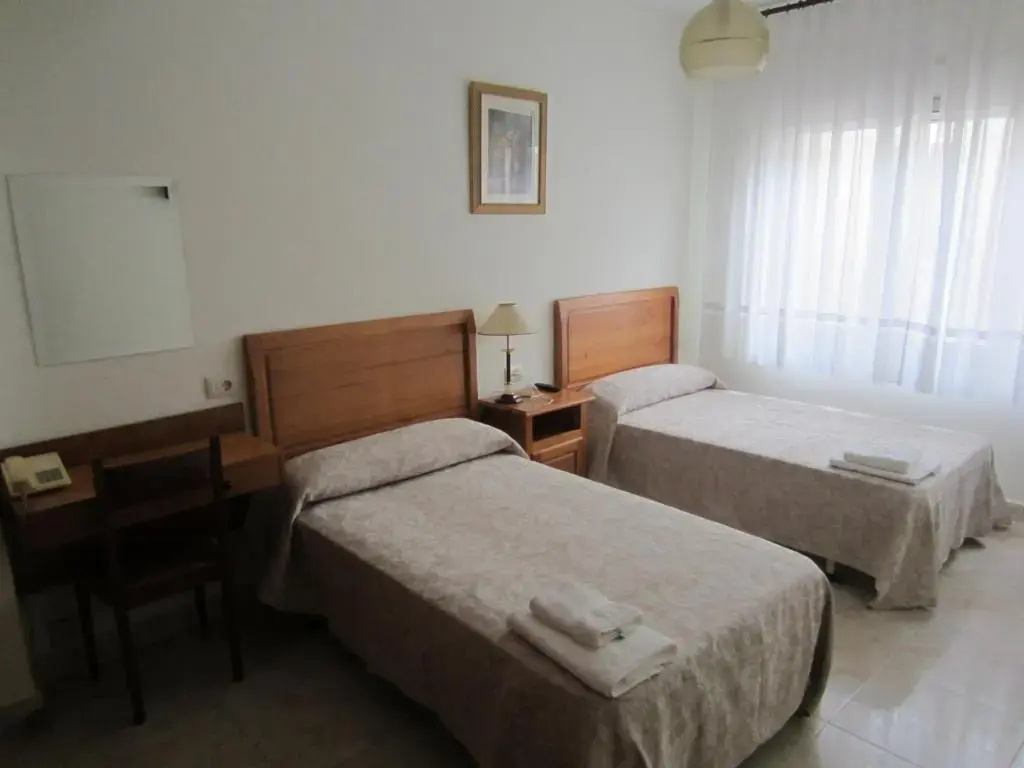 Standard Double room (twin beds)