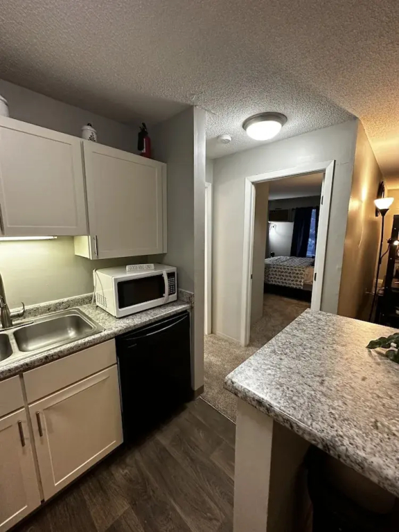 2 BR con patio por el centro comercial - фото 23
