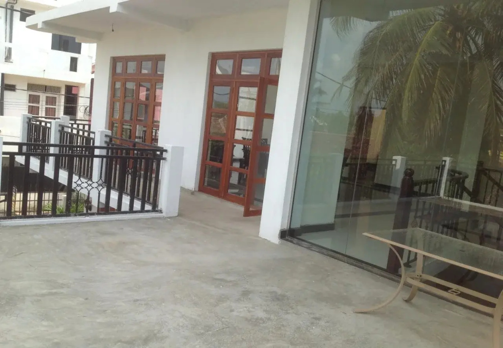 Araliya Blue Beach View Hotel - Général