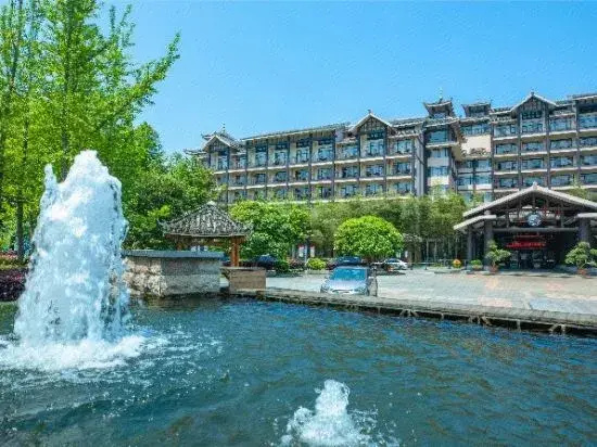 Dong Xiang Guesthouse - фото 8