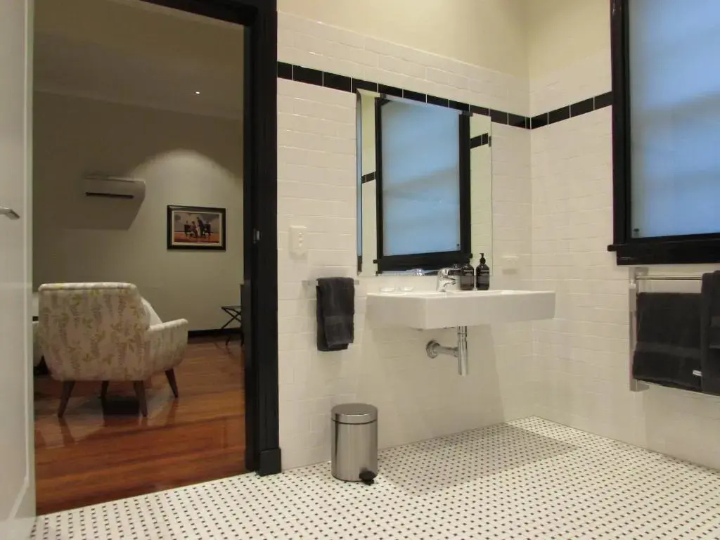 The Commercial Boutique Hotel - Chambres