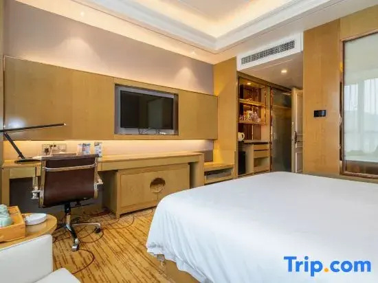 Luxury Suite