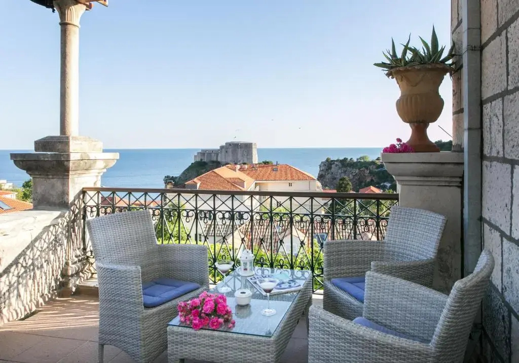 Standard Double room with sea view (twin beds)