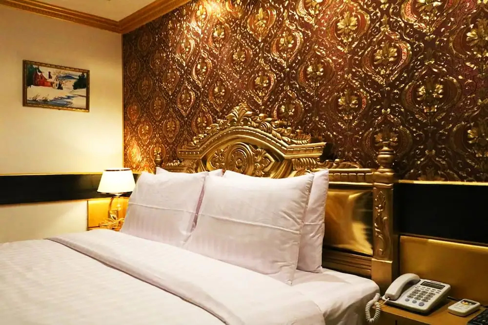 Hotel photo 1