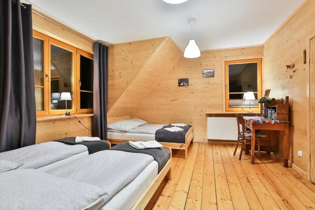 Apartment with mountain view