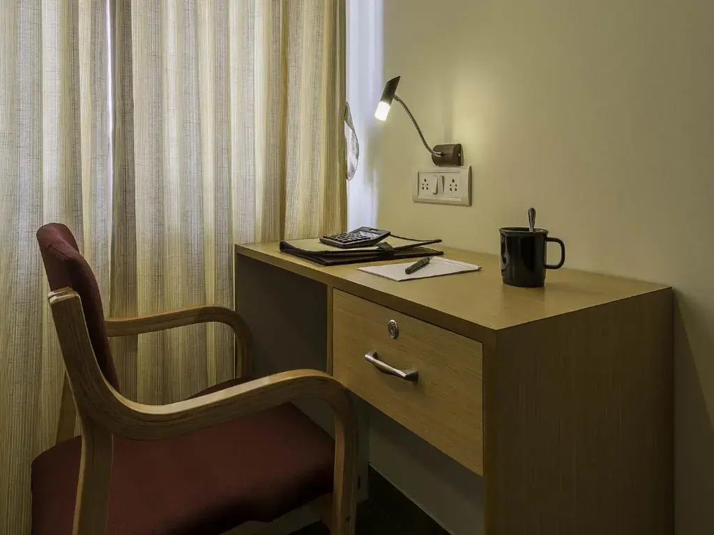 Treebo Akshaya Mayflower Vijaya Bank Layout - Chambres