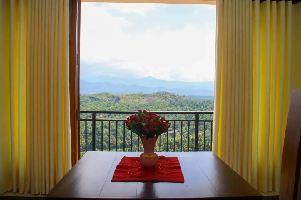 Serenity Hill Oasis - 3