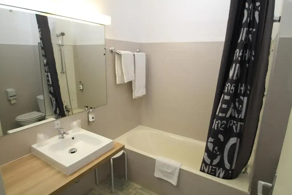 Adonis Lyon Est Hotel Artys - Chambres