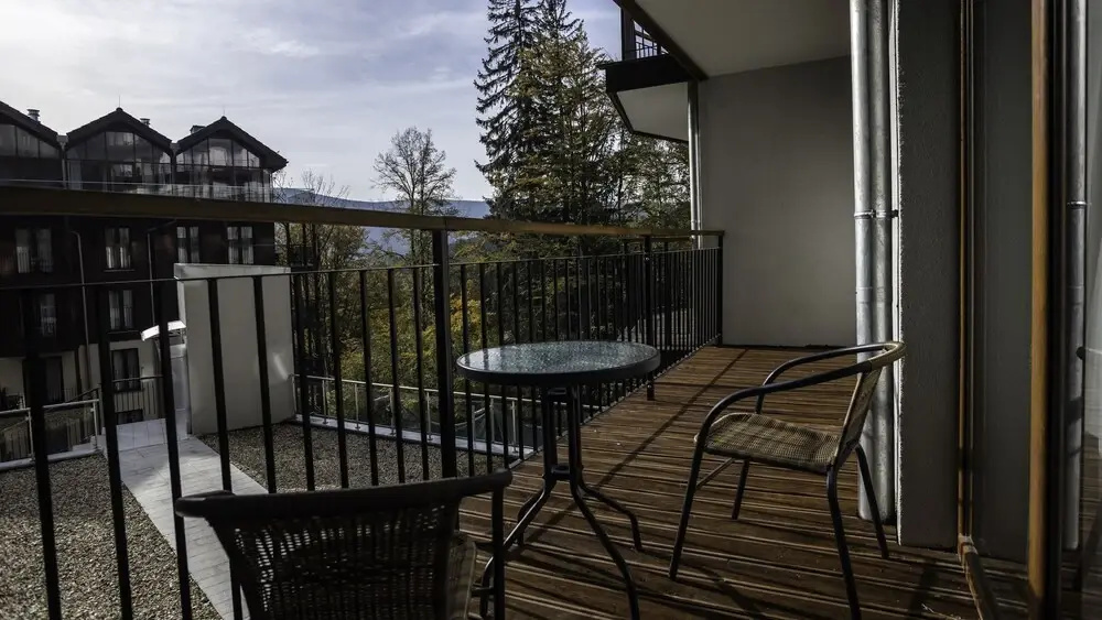Balcony & Terrace