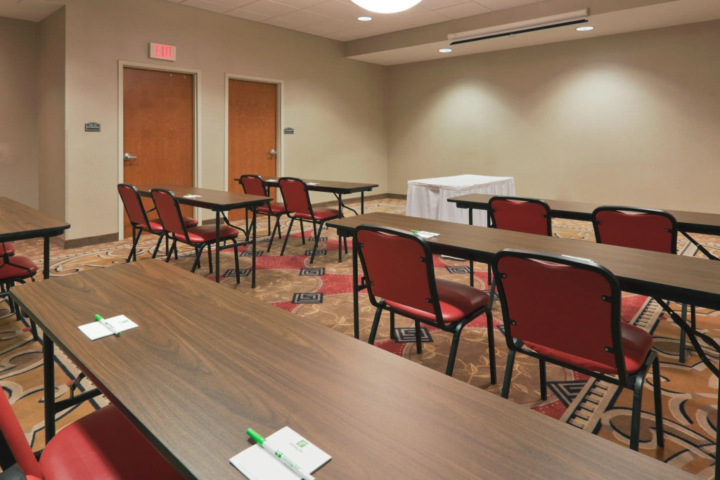 Holiday Inn Express & Suites Carbondale - University Area by IHG - Général