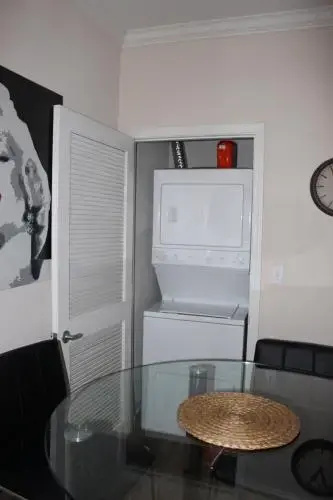 Luxury Apartment Near The Grove - Général