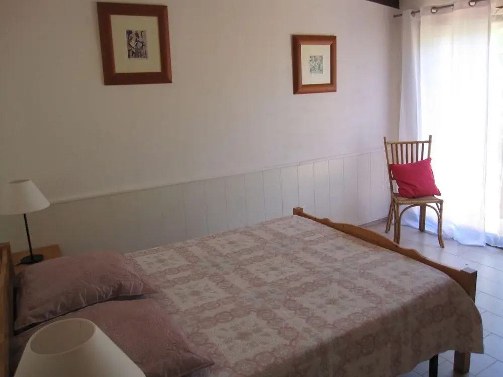 Family Apartment with balcony and with garden view