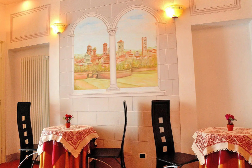 Hotel photo 12