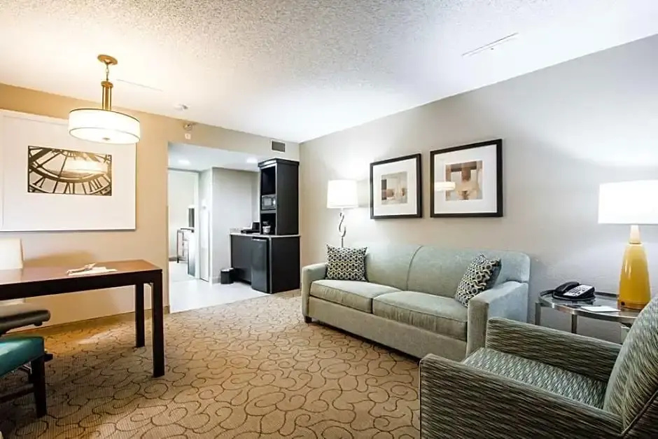 Embassy Suites by Hilton Memphis East Germantown Area - Chambres